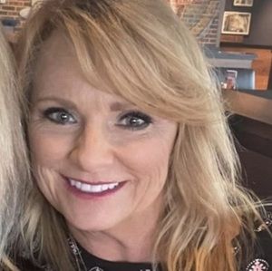 Meet your Posher, Lynn